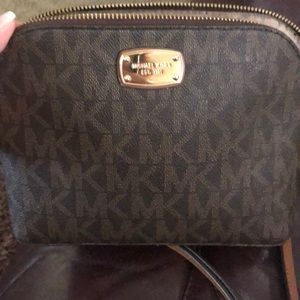 Micheal Kors small crossbody